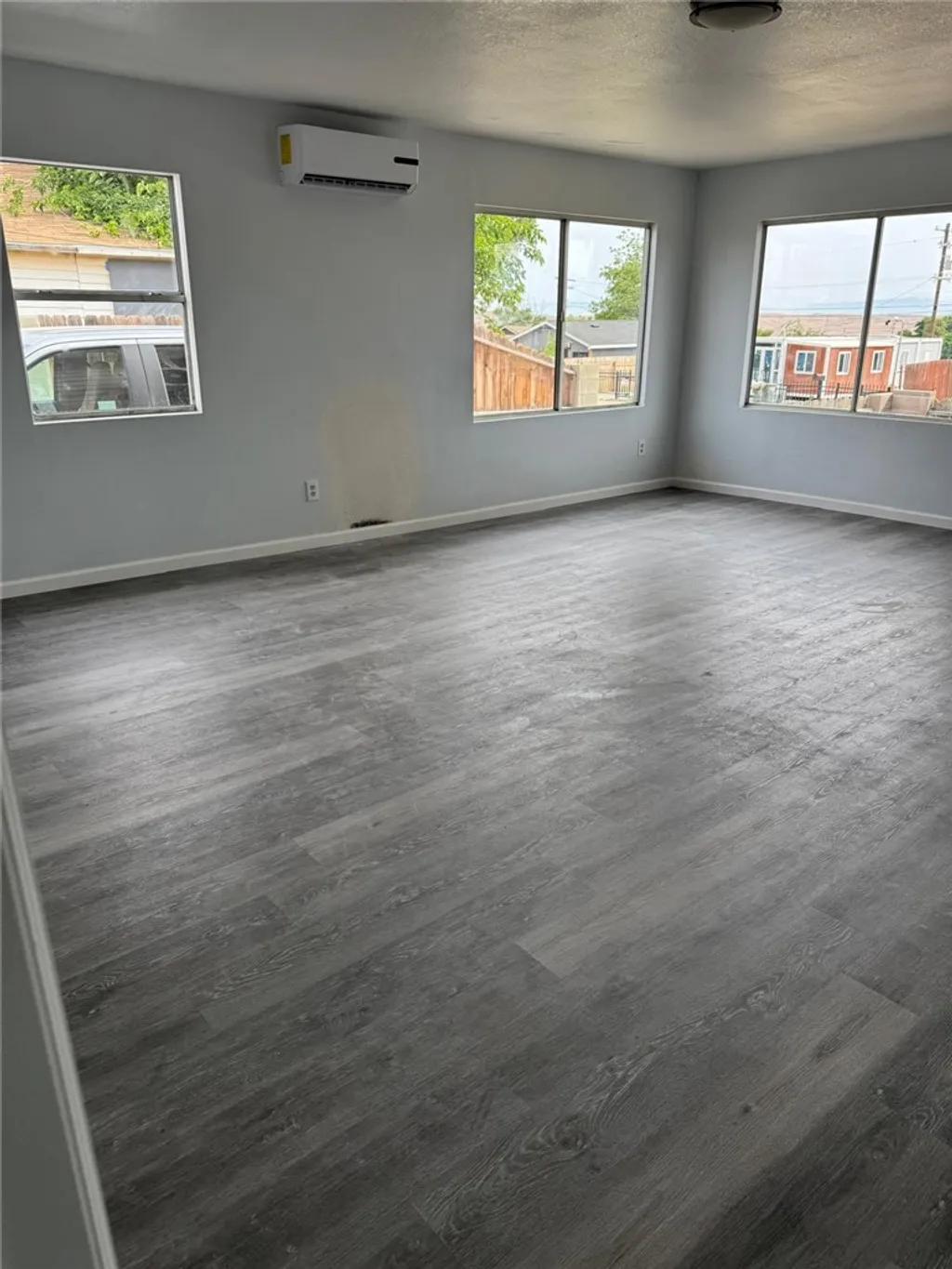 Additional image 7 of 119 Rose Ave, Taft, CA 93268