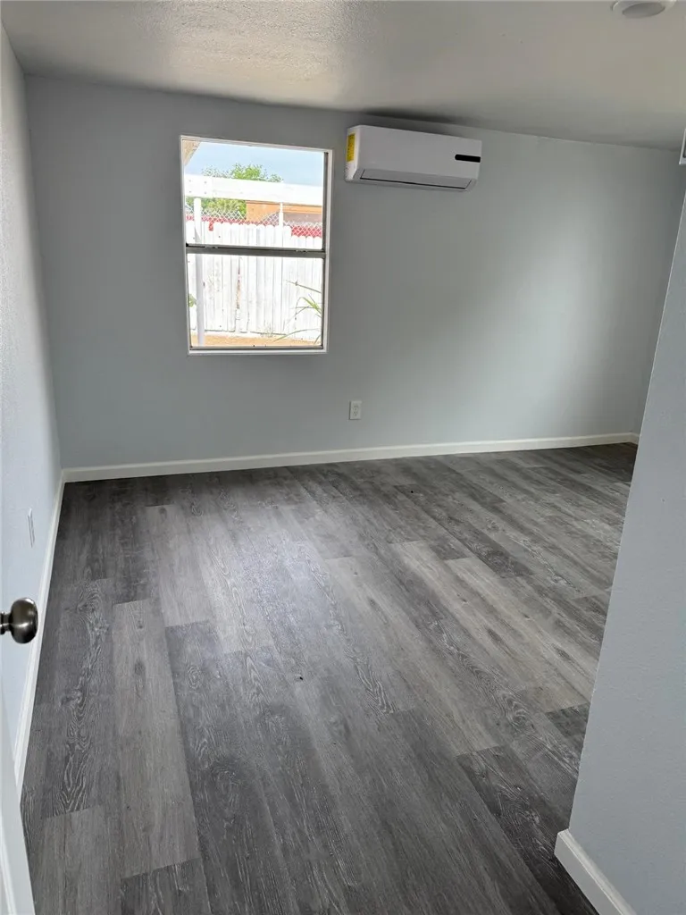 Additional image 25 of 119 Rose Ave, Taft, CA 93268