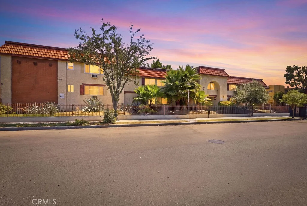 8800 Cedros Avenue Unit 108, Panorama City, CA 91402