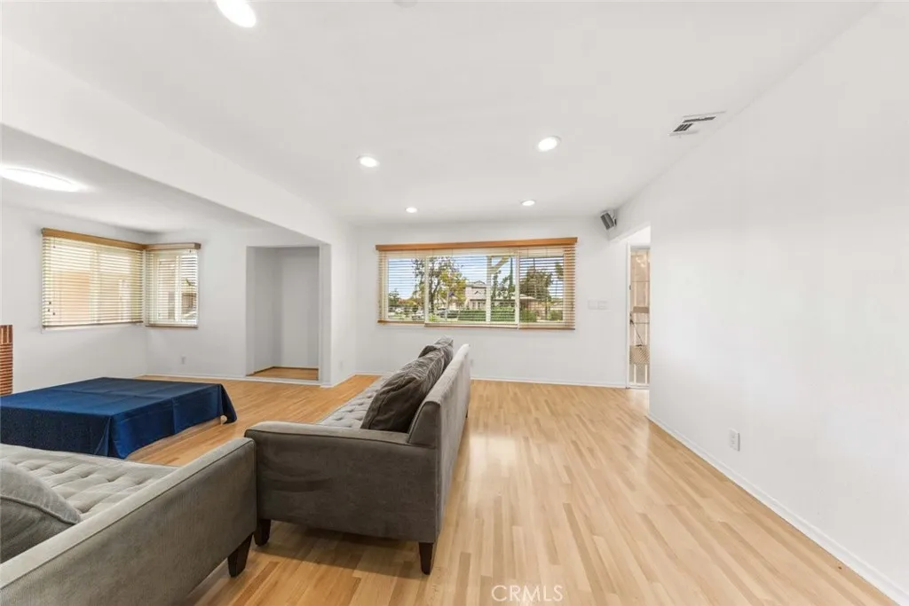 Additional image 36 of 12329 Burton, North Hollywood, CA 91605