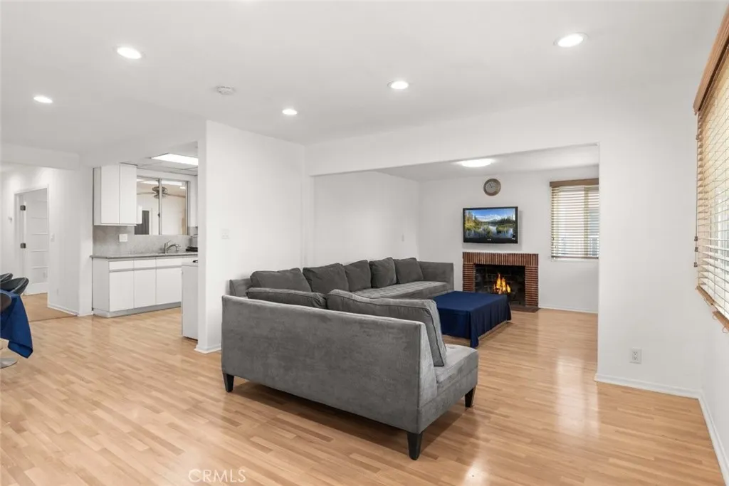 Additional image 33 of 12329 Burton, North Hollywood, CA 91605