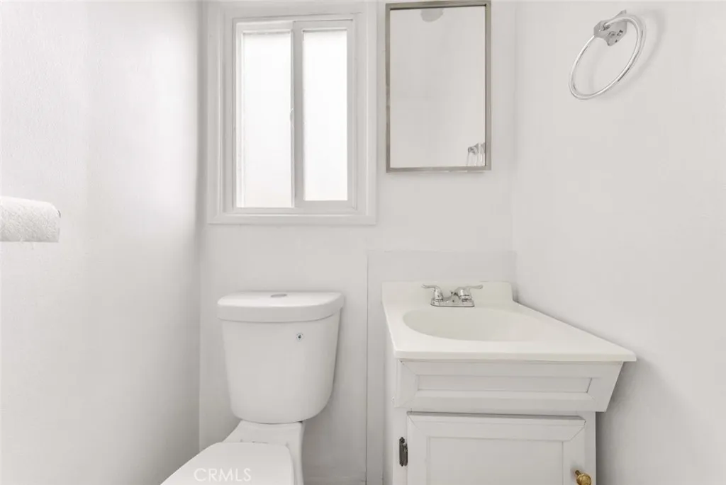 Additional image 25 of 12329 Burton, North Hollywood, CA 91605