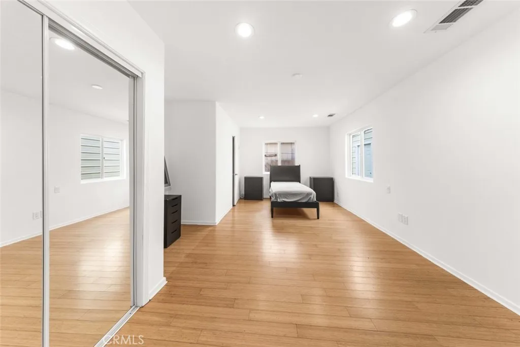 Additional image 19 of 12329 Burton, North Hollywood, CA 91605