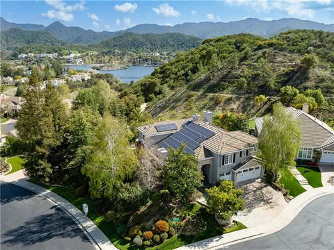 184 Halsbury Court, Lake Sherwood, CA 91361 - MLS#: SR25068068