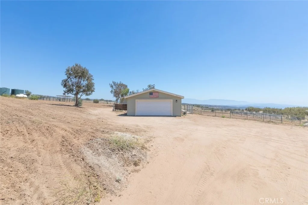 34715 Empty Saddle Trl, Hemet, CA 92544 photo 3