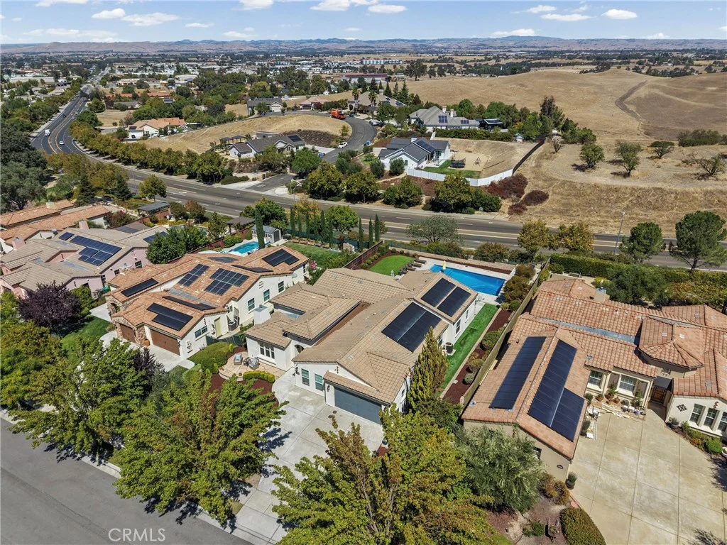 963 Vista Cerro Drive, Paso Robles, CA 93446