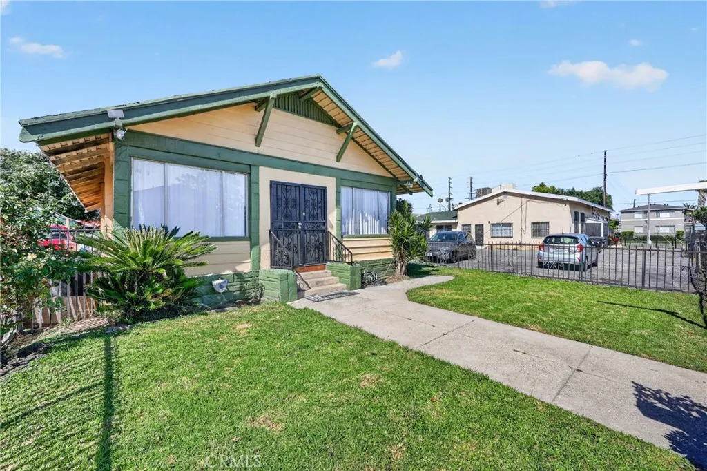 Additional image 37 of 247 E 80th Street, Los Angeles, CA 90003