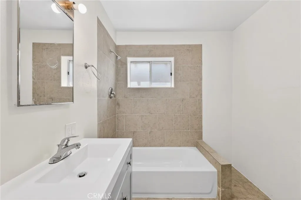 Additional image 54 of 247 E 80th Street, Los Angeles, CA 90003