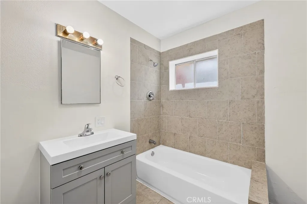 Additional image 53 of 247 E 80th Street, Los Angeles, CA 90003
