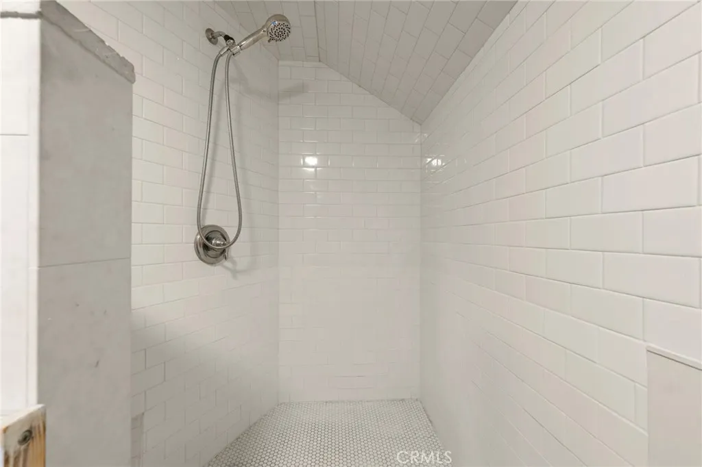 Additional image 111 of 628 W 10th Street, Long Beach, CA 90813