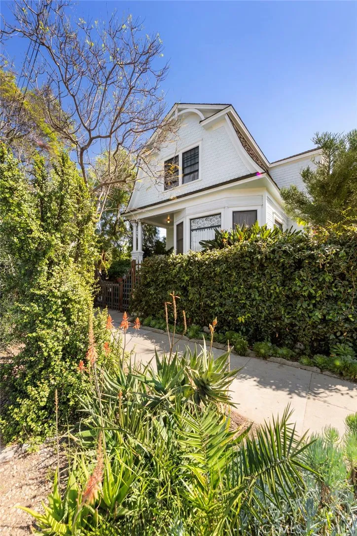 Additional image 143 of 628 W 10th Street, Long Beach, CA 90813