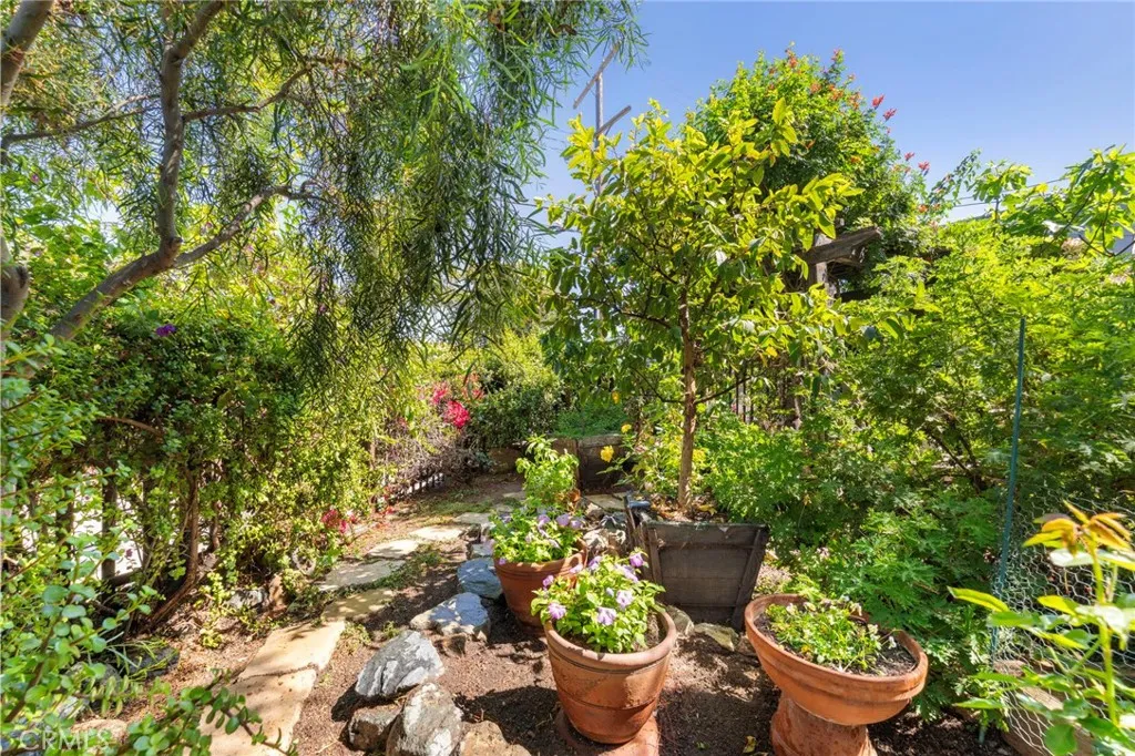 Additional image 128 of 628 W 10th Street, Long Beach, CA 90813