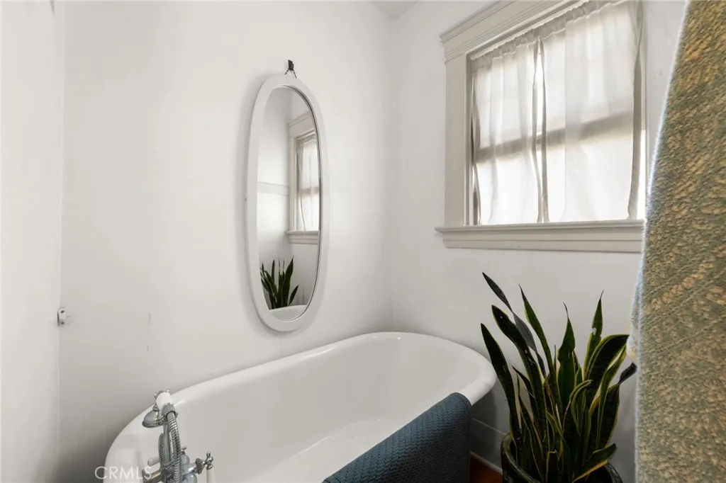 Additional image 37 of 628 W 10th Street, Long Beach, CA 90813