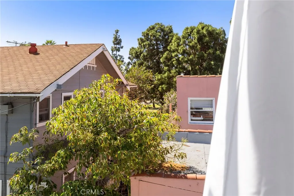 Additional image 49 of 628 W 10th Street, Long Beach, CA 90813