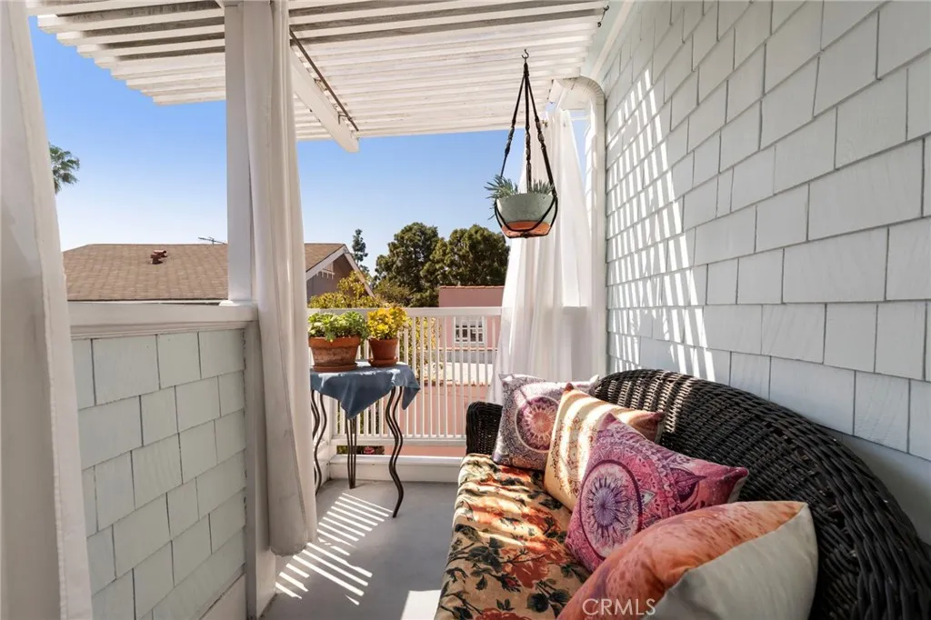 Additional image 47 of 628 W 10th Street, Long Beach, CA 90813