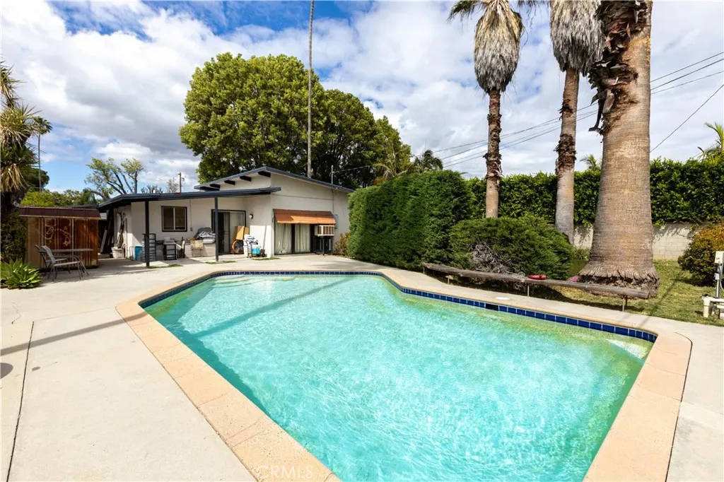 Additional image 10 of 19552 Arminta Street, Reseda, CA 91335