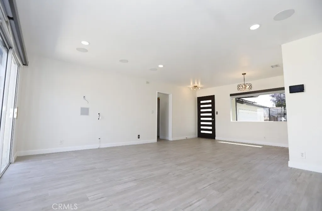 Additional image 40 of 11925 Daleside Avenue, Hawthorne, CA 90250