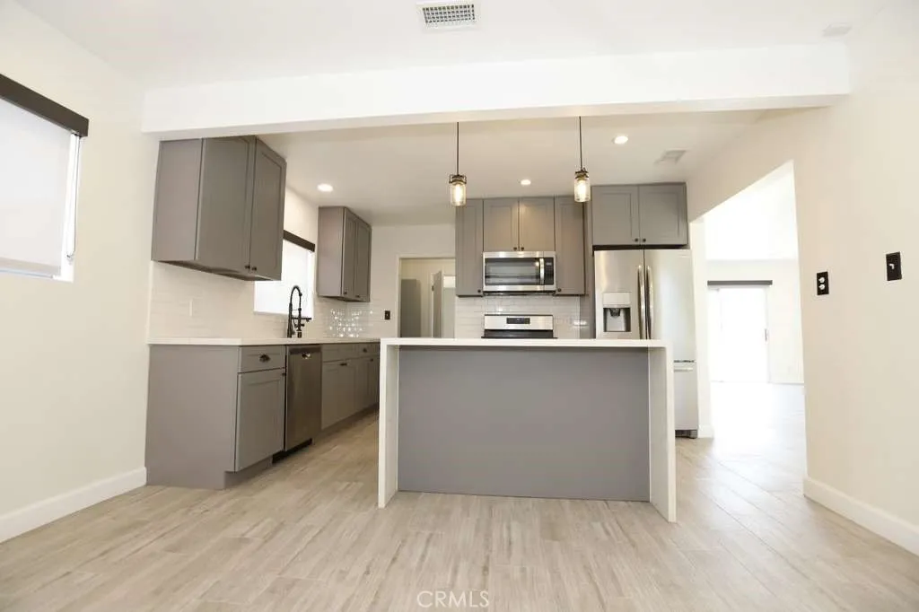 Additional image 42 of 11925 Daleside Avenue, Hawthorne, CA 90250
