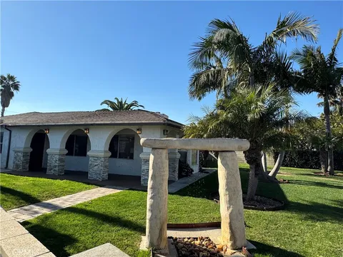 725 W 20th Street, Costa Mesa, CA MLS: AR25020821