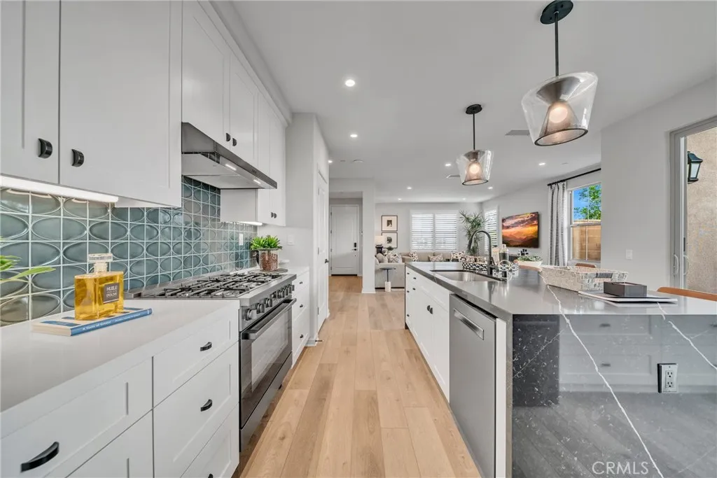 Additional image 55 of 124 Sunnyside, Irvine, CA 92618