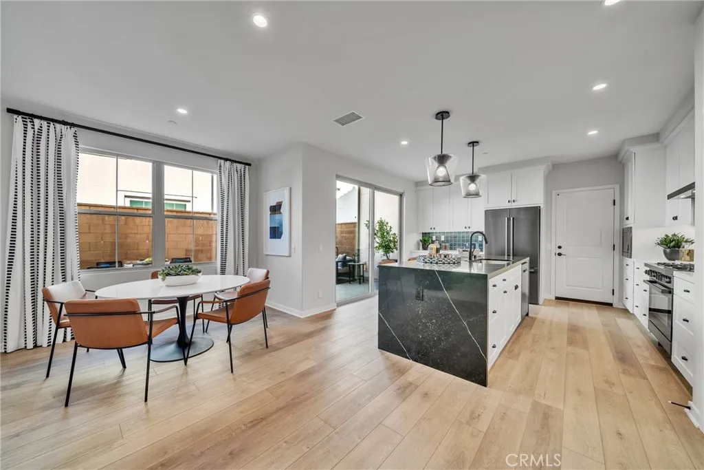 Additional image 8 of 124 Sunnyside, Irvine, CA 92618