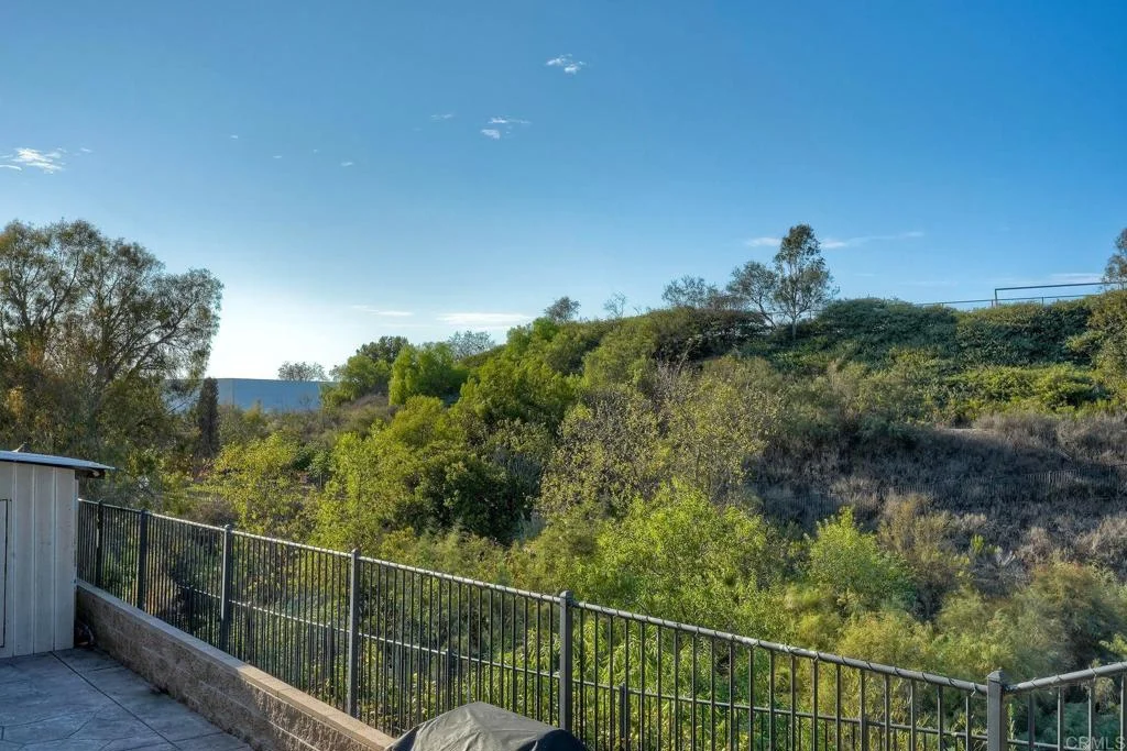 831 Pohl Place, Vista, CA 92083