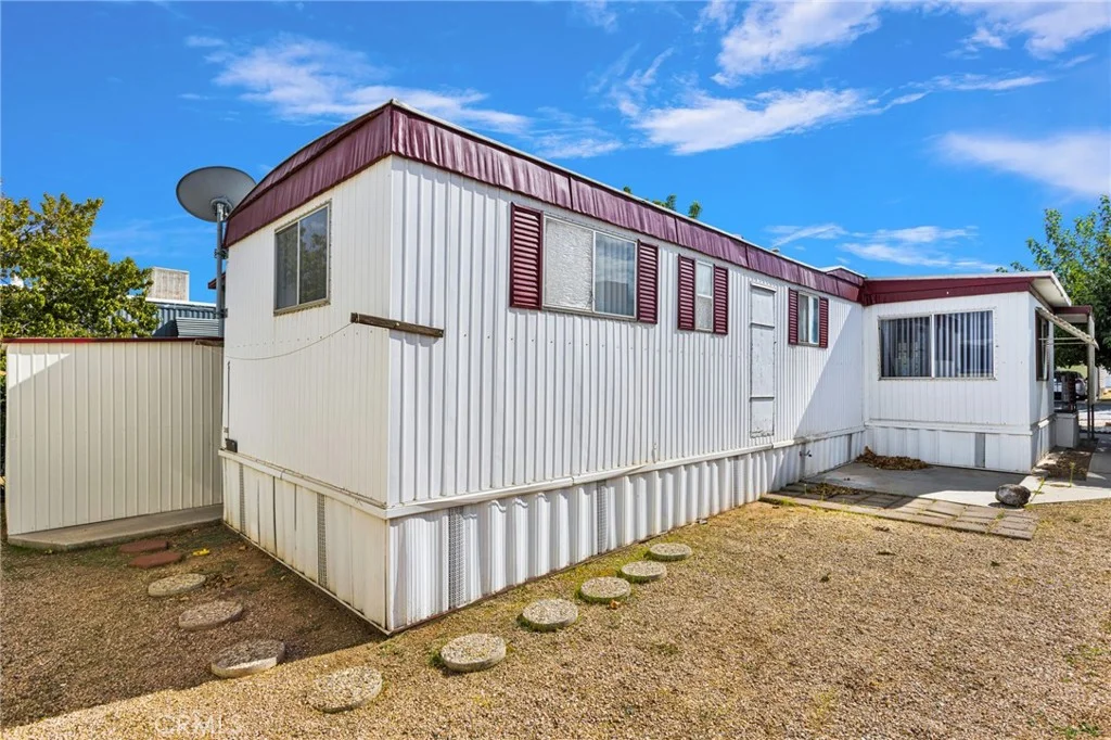 9152 C Avenue Unit 33, Hesperia, CA 92345