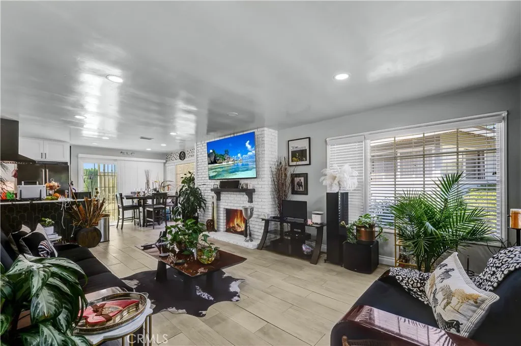 Additional image 6 of 3965 N Marshall Way, Long Beach, CA 90807