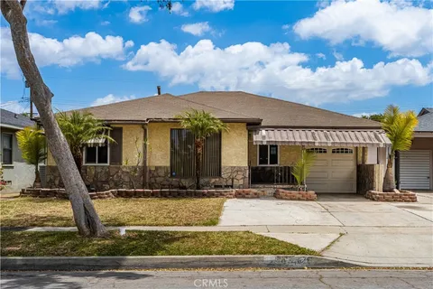 13326 Stanford Avenue, Los Angeles, CA MLS: WS25107473