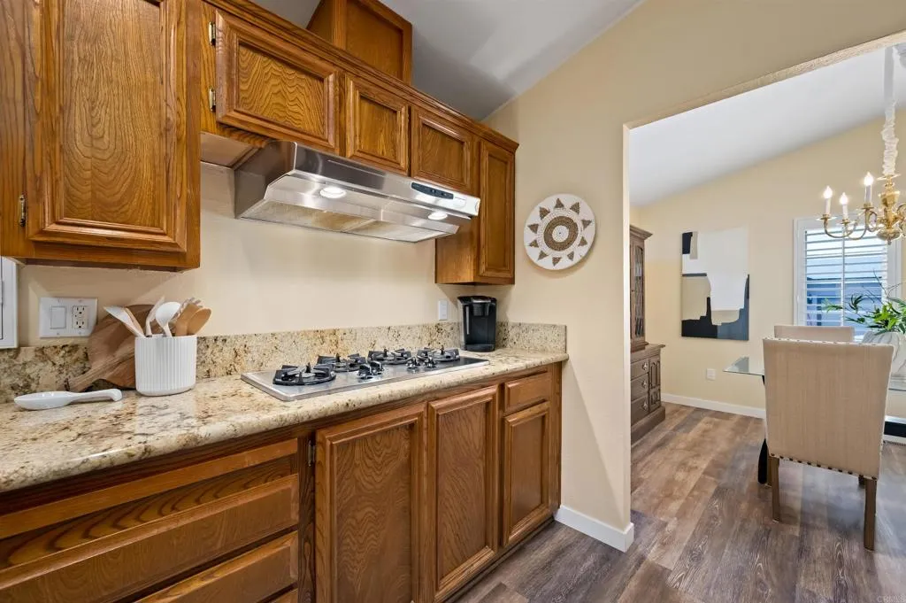 Additional image 46 of 635 Via Santa Cruz, Vista, CA 92081