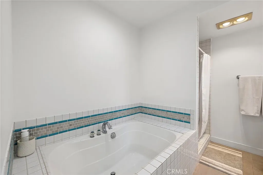 Additional image 58 of 2435 Marseilles Way, Costa Mesa, CA 92627