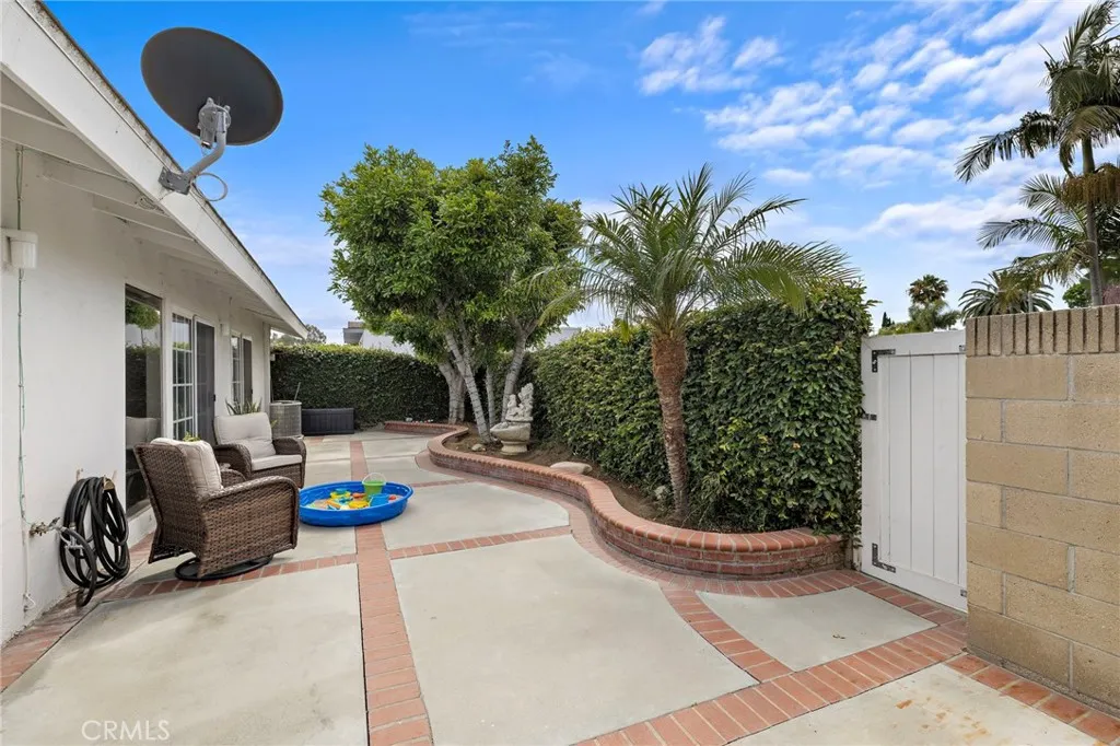 Additional image 23 of 2435 Marseilles Way, Costa Mesa, CA 92627