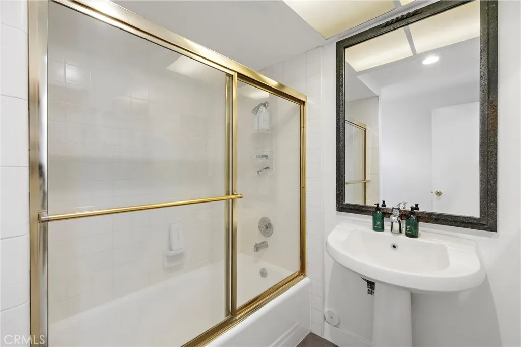 Additional image 64 of 2435 Marseilles Way, Costa Mesa, CA 92627
