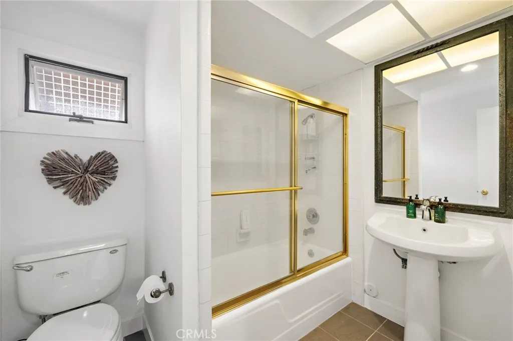 Additional image 65 of 2435 Marseilles Way, Costa Mesa, CA 92627