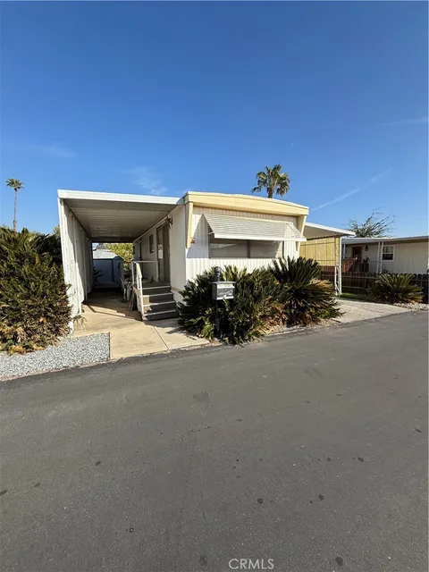 4000 N Chester Ave Unit 18, Bakersfield, CA 93301 - MLS#: SR24249865