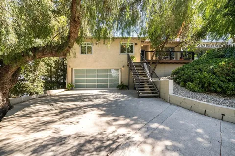 3126 Oakcrest Drive, Los Angeles, CA 90068 - MLS#: SR25065970