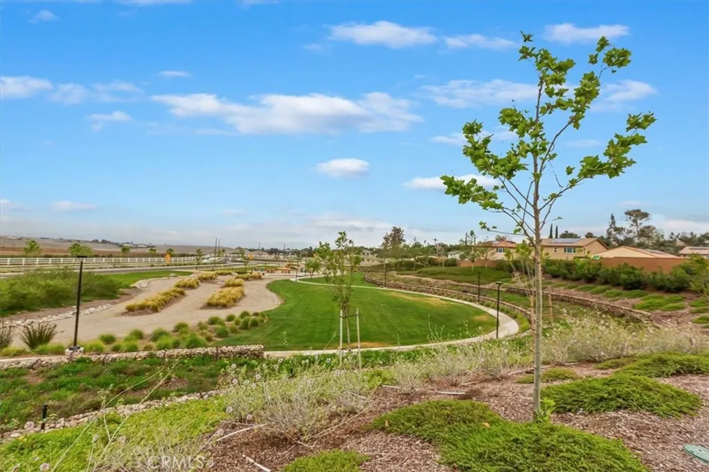 Additional image 77 of 360 Elizabeth Court, Rialto, CA 92377