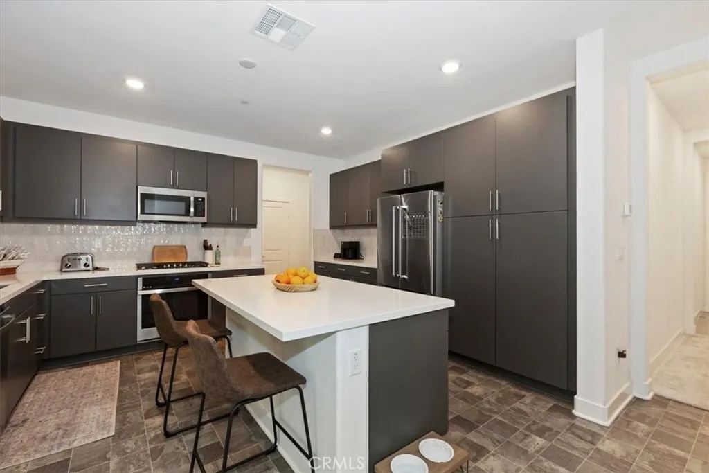 Additional image 9 of 360 Elizabeth Court, Rialto, CA 92377