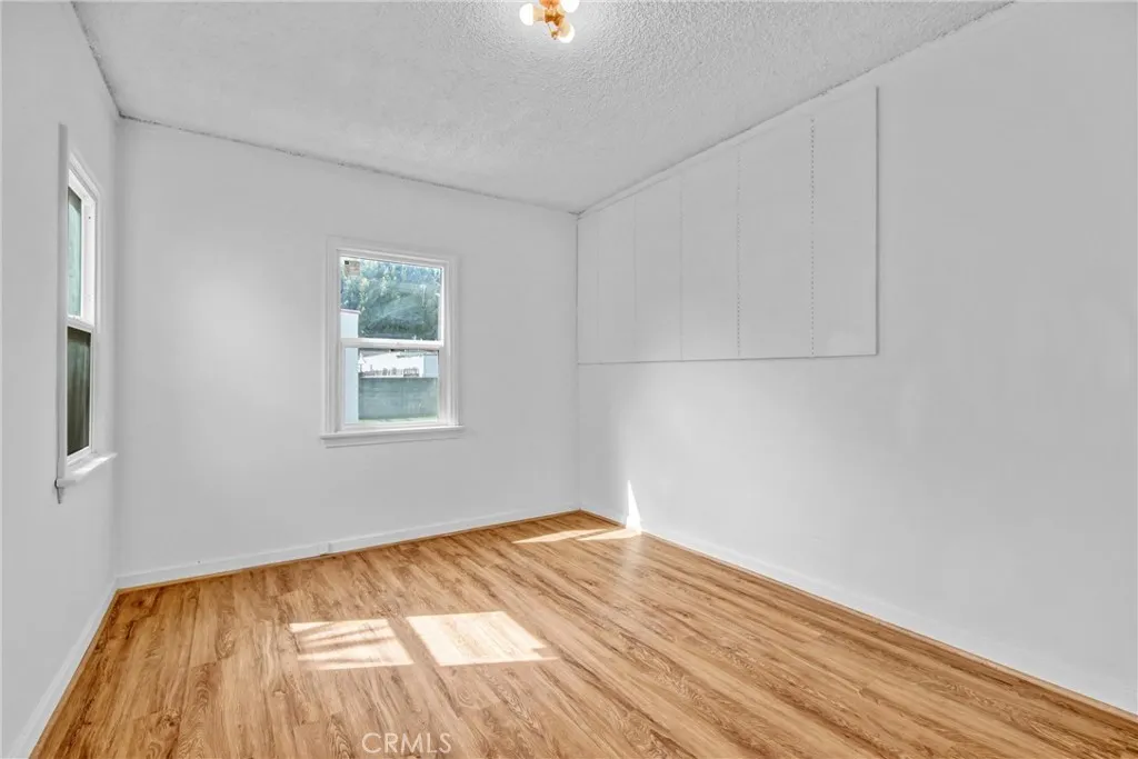 Additional image 57 of 914 E 83rd Street, Los Angeles, CA 90001