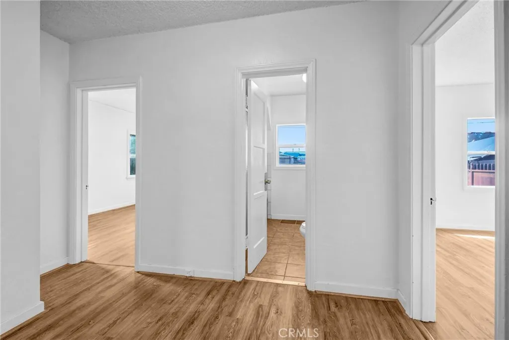 Additional image 52 of 914 E 83rd Street, Los Angeles, CA 90001