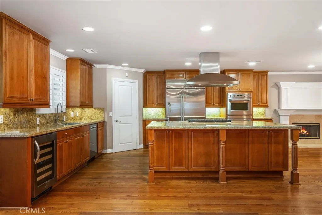 Additional image 62 of 18452 Carnaby Ln, Huntington Beach, CA 92648