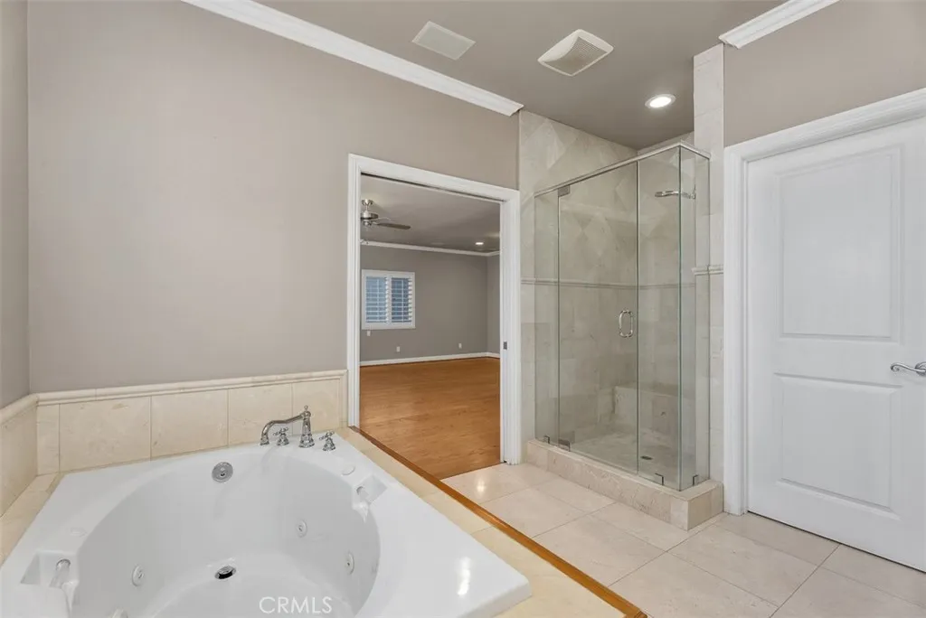 Additional image 73 of 18452 Carnaby Ln, Huntington Beach, CA 92648