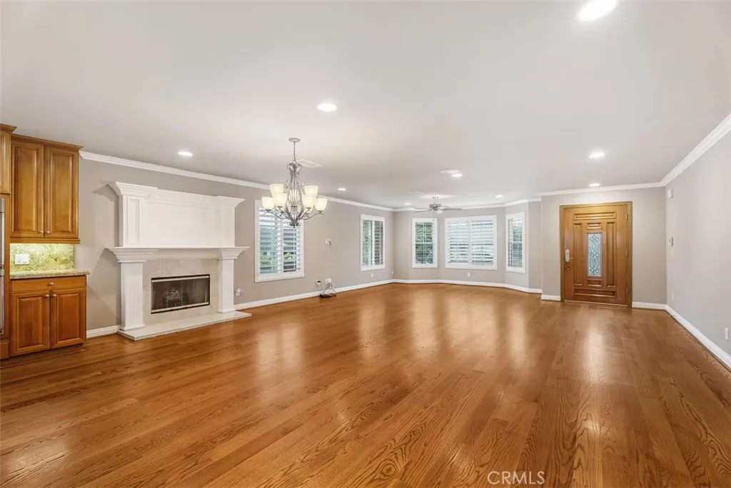 Additional image 15 of 18452 Carnaby Ln, Huntington Beach, CA 92648