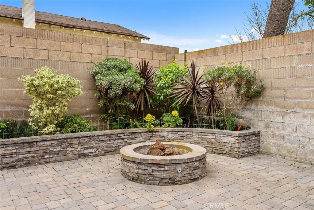 Additional image 84 of 18452 Carnaby Ln, Huntington Beach, CA 92648