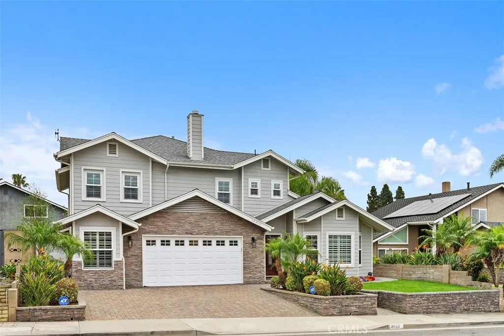 Additional image 9 of 18452 Carnaby Ln, Huntington Beach, CA 92648