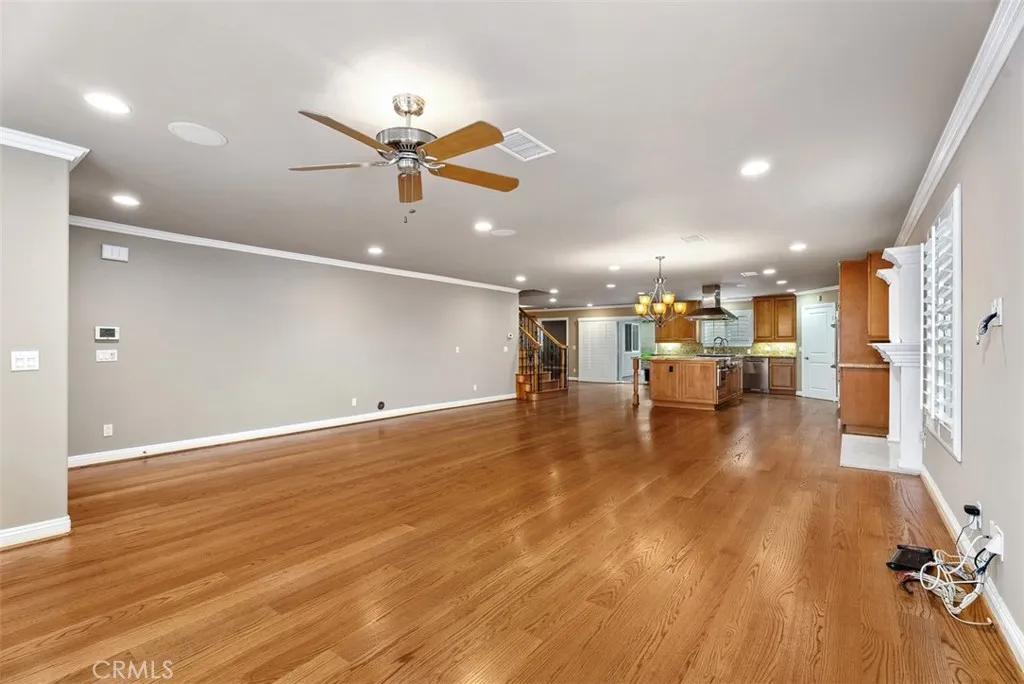 Additional image 12 of 18452 Carnaby Ln, Huntington Beach, CA 92648