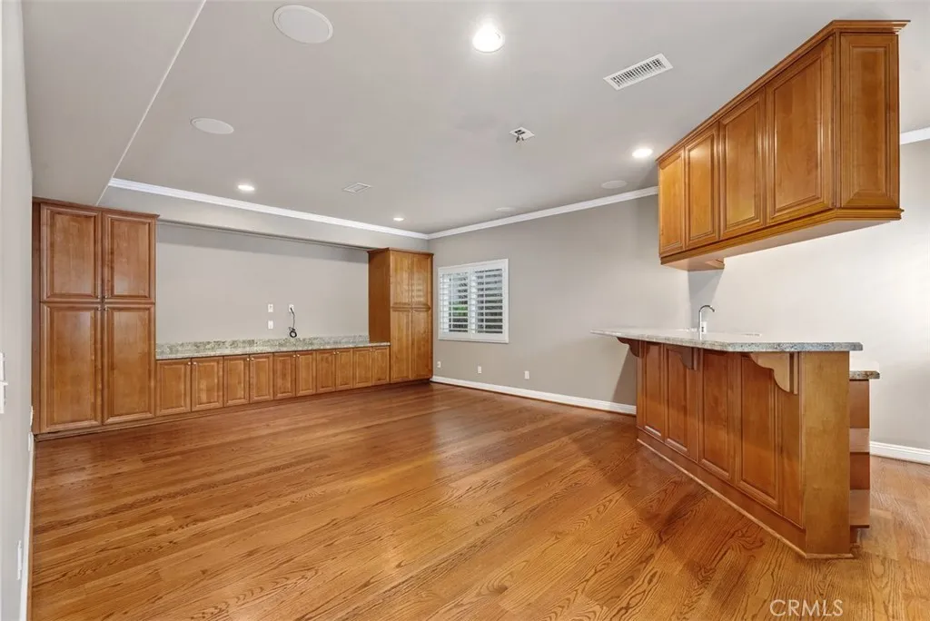 Additional image 28 of 18452 Carnaby Ln, Huntington Beach, CA 92648