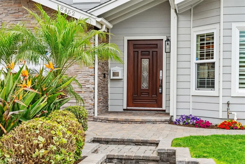 Additional image 52 of 18452 Carnaby Ln, Huntington Beach, CA 92648