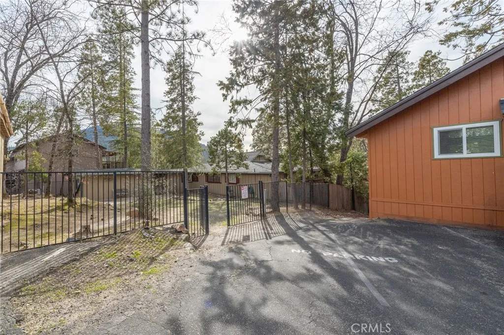 Additional image 109 of 39173 Ski Slope Dr, Bass Lake, CA 93604