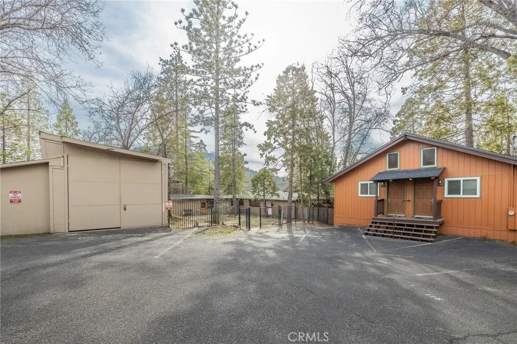 Additional image 110 of 39173 Ski Slope Dr, Bass Lake, CA 93604